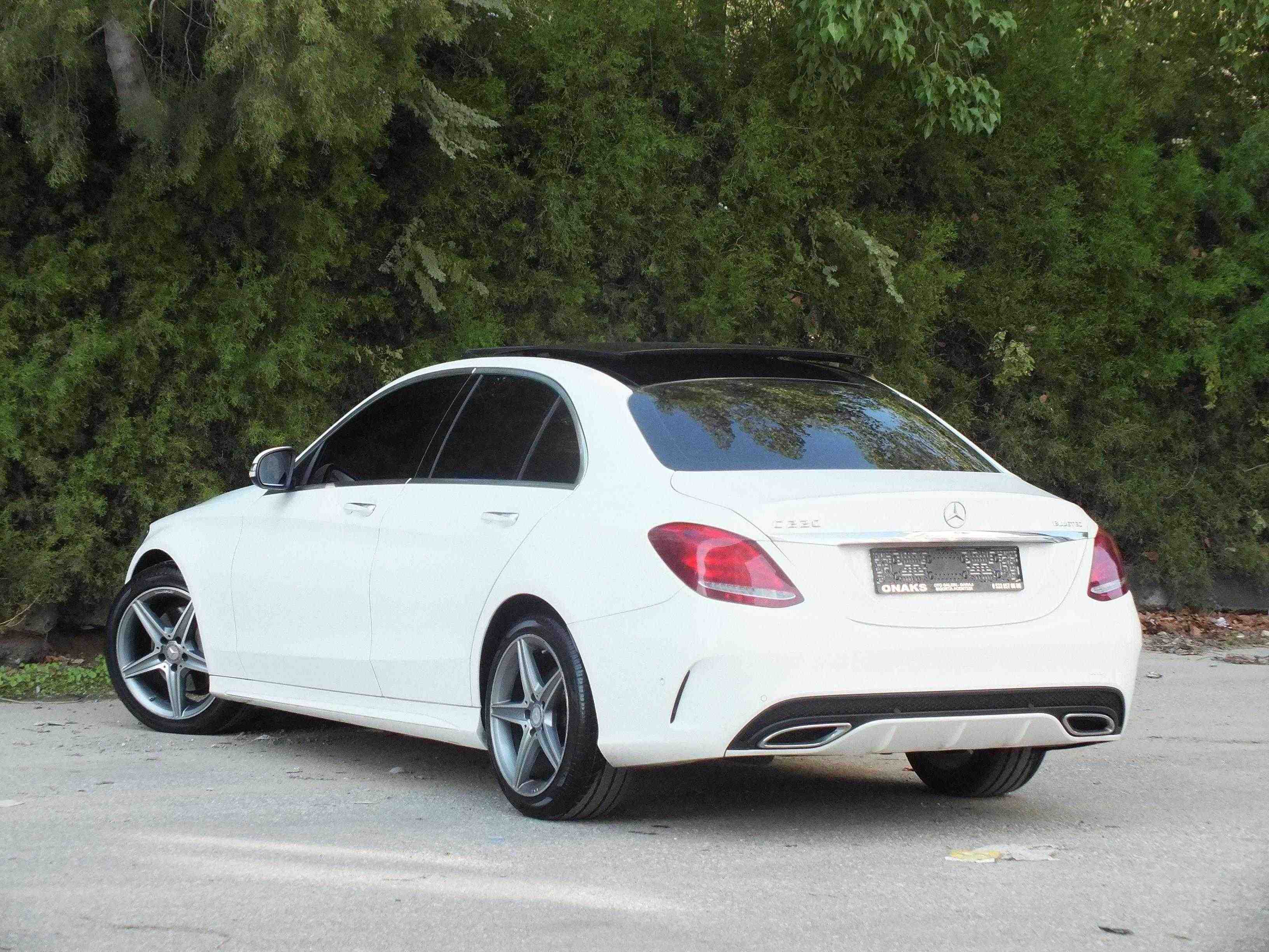 MERCEDES C220d AMG PREMIUM PLUS