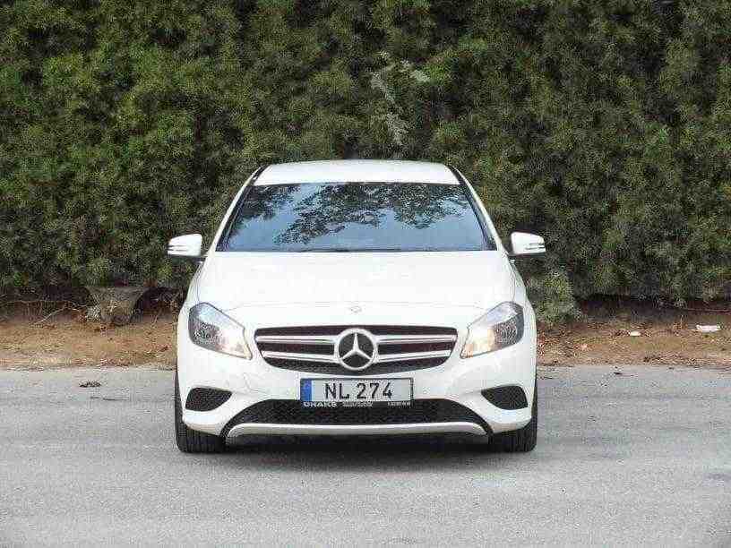 MERCEDES A180