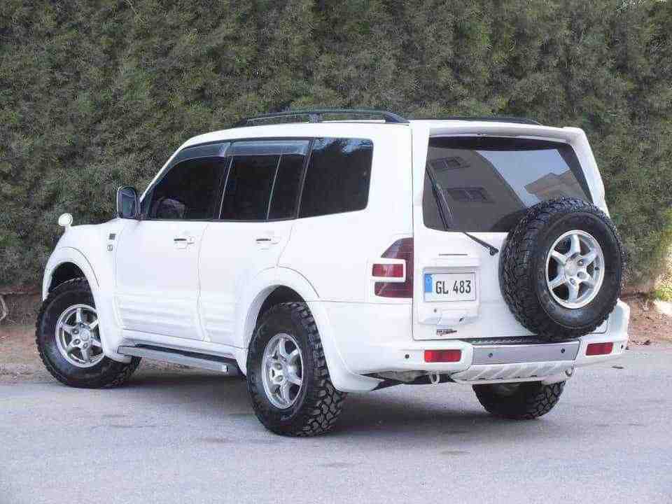 MITHSUBISHI PAJERO 3.2 DI-D 