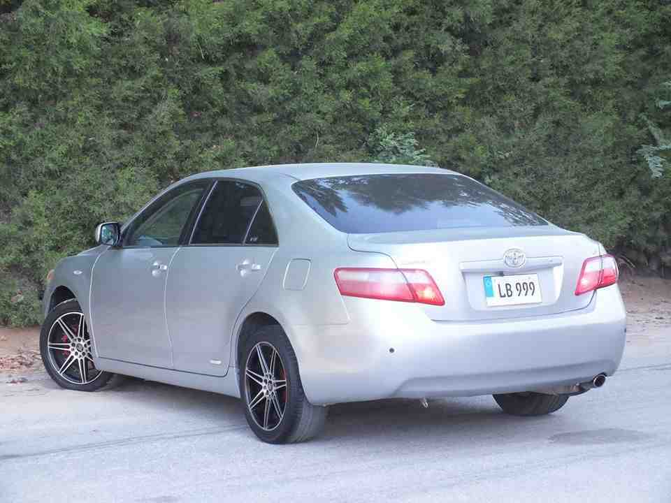 TOYOTA CAMRY