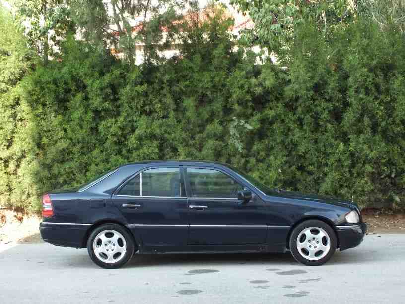 MERCEDES C180