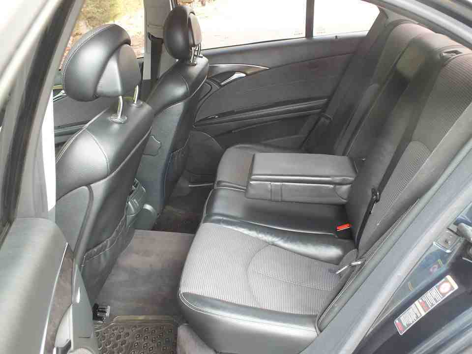 MERCEDES E240 AVANGARDE 