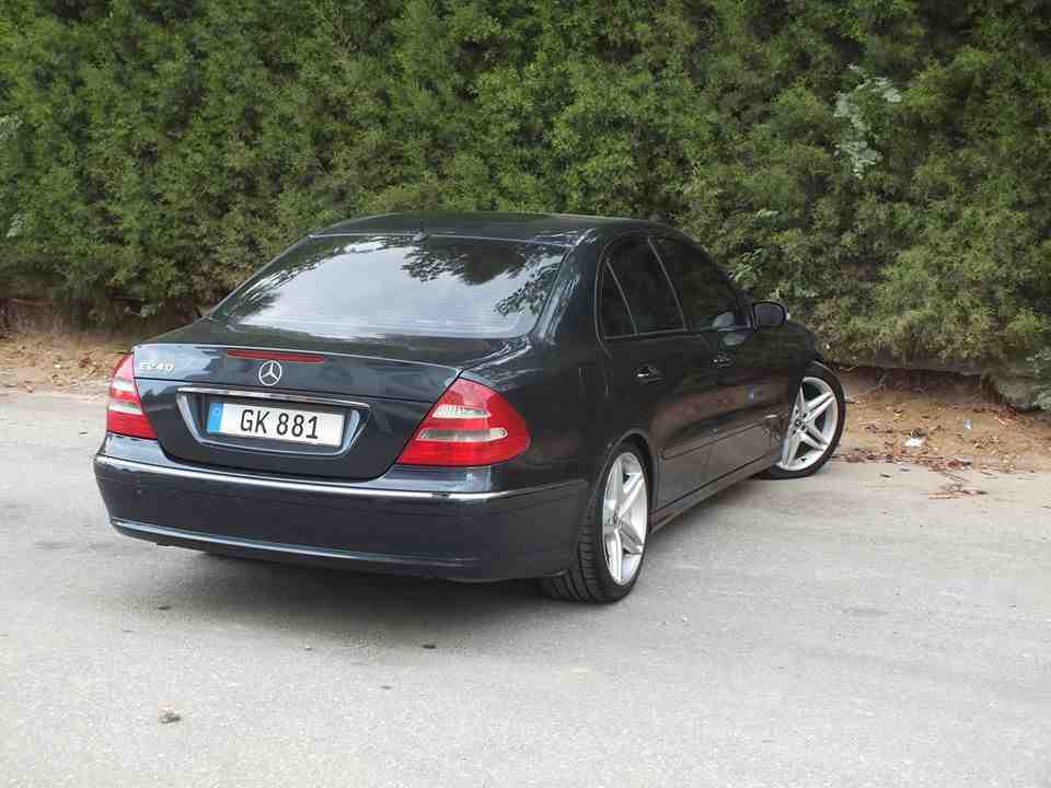 MERCEDES E240 AVANGARDE 