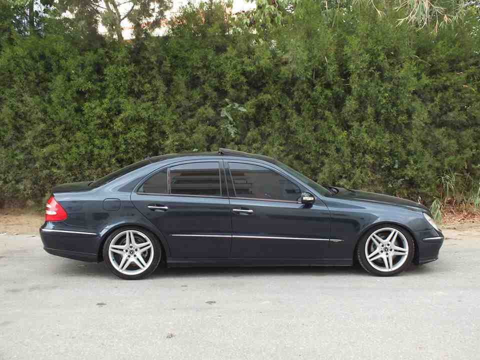 MERCEDES E240 AVANGARDE 