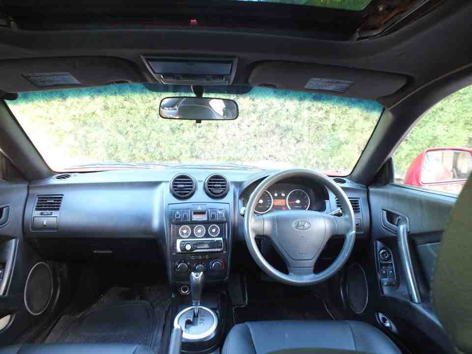 HYUNDAI COUPE 