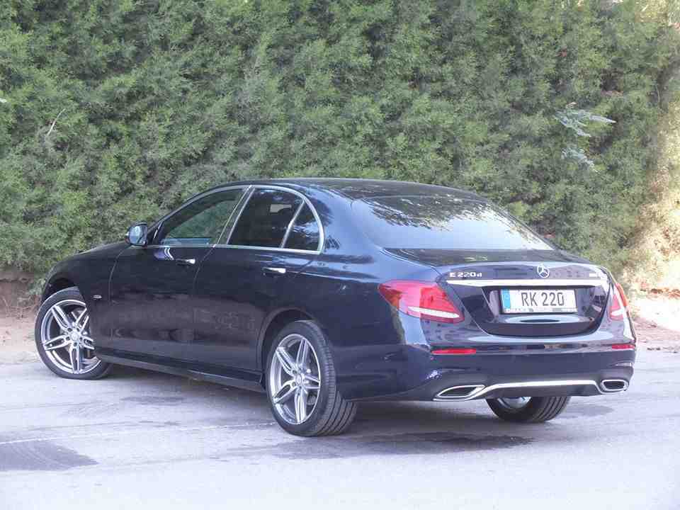  MERCEDES E220 CDI PREMIUM LINE 