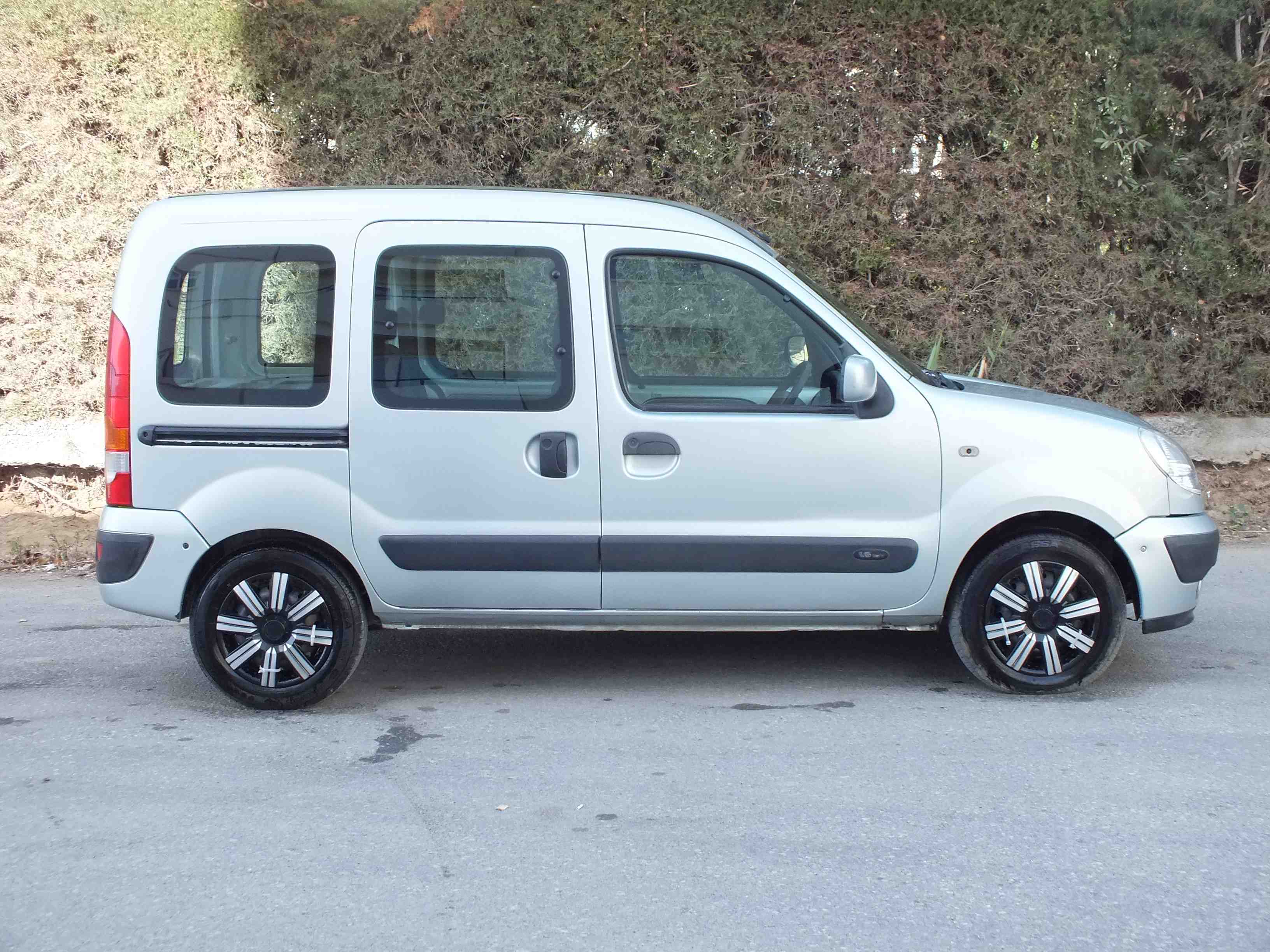 RENAULT Kango