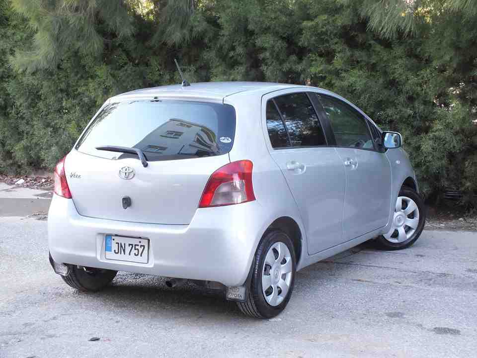  TOYOTA VITZ 