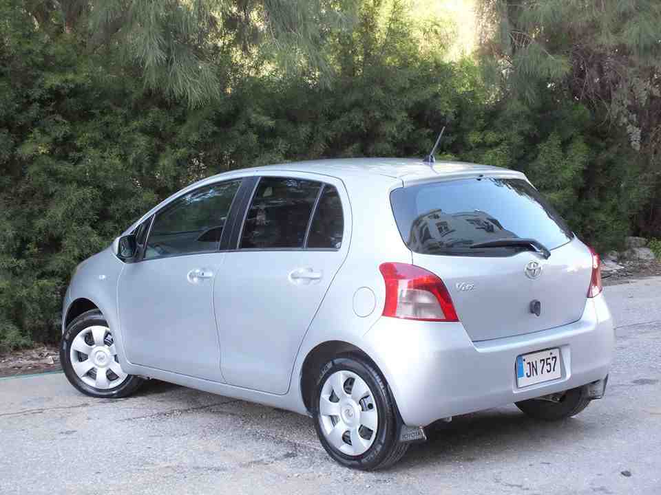  TOYOTA VITZ 