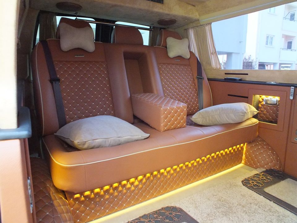  GMC SAVANA LUX VIP SALON