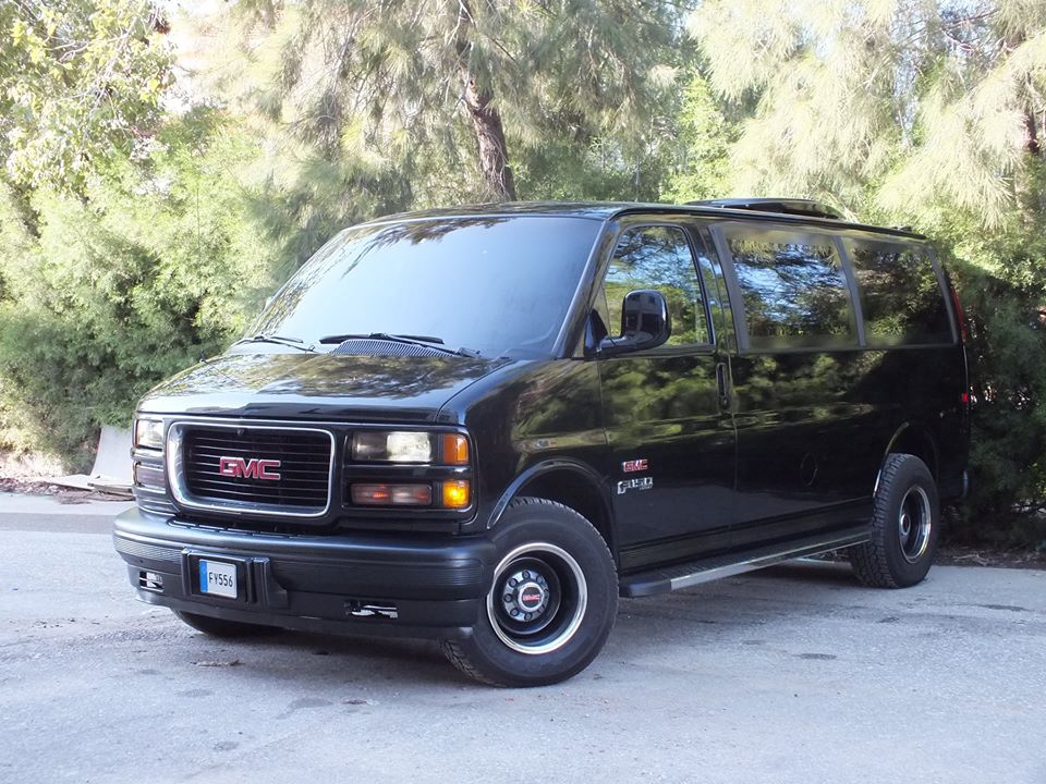  GMC SAVANA LUX VIP SALON