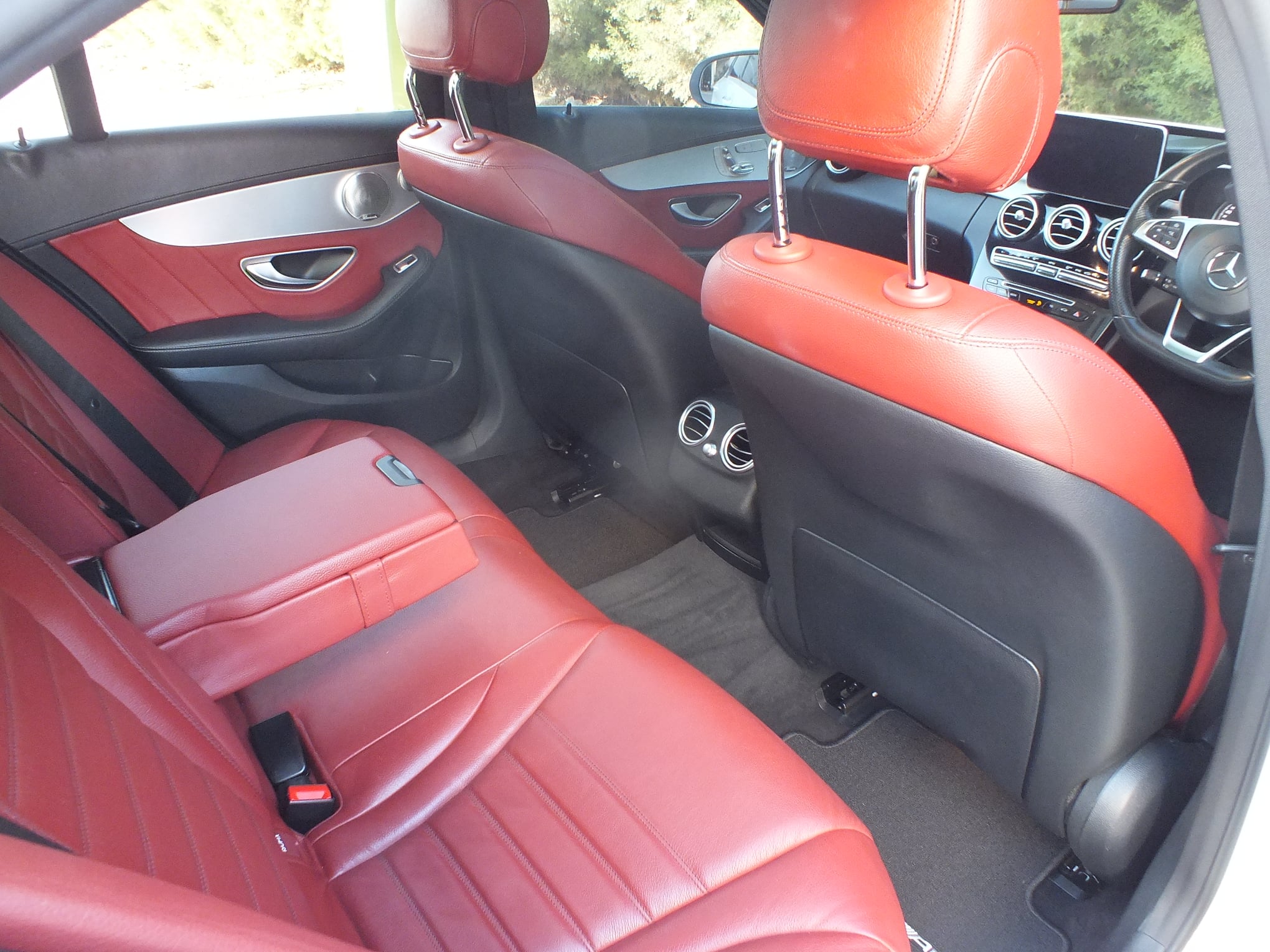 MERCEDES C300H AMG SPORT PLUS