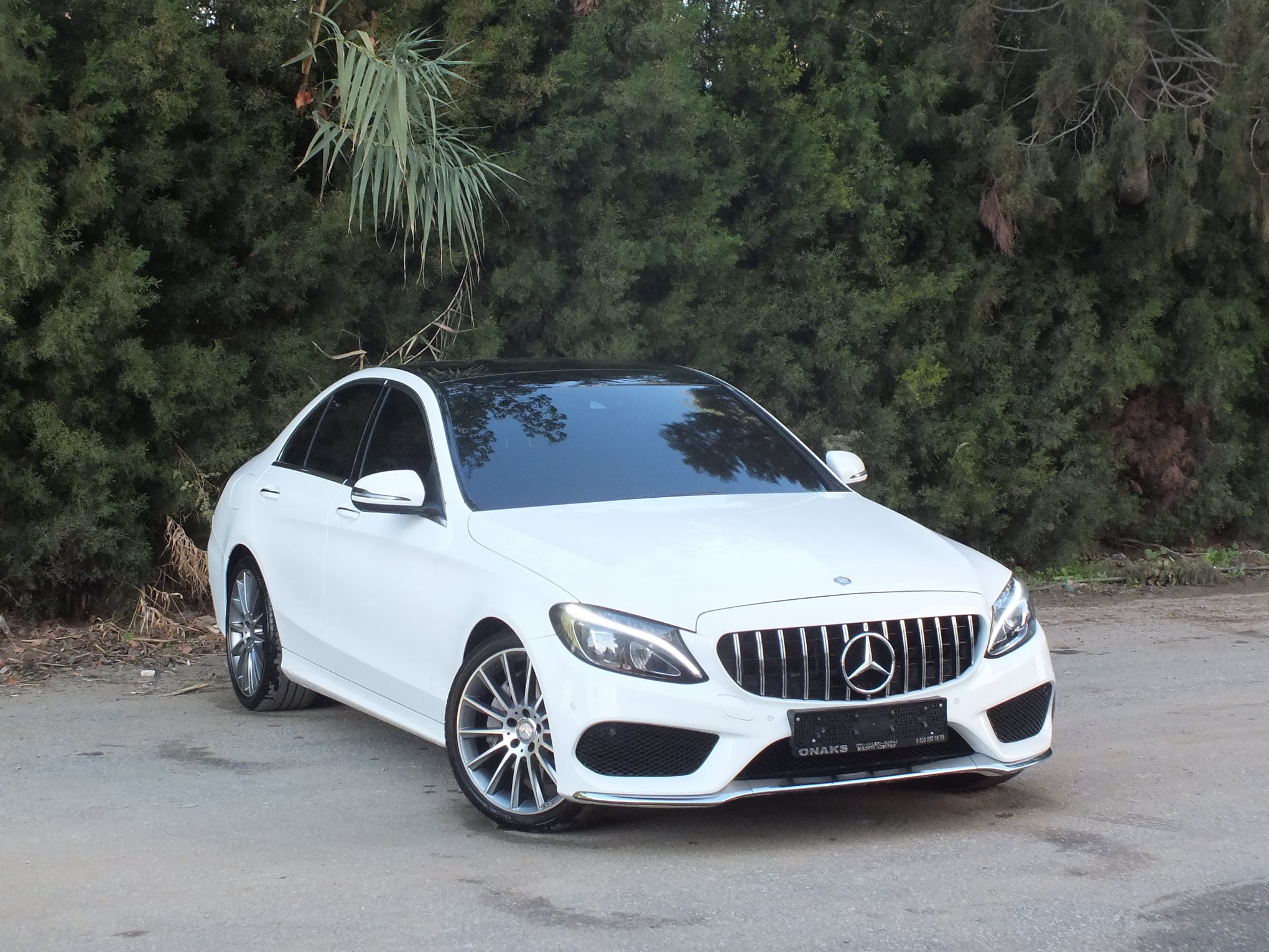 MERCEDES C300H AMG SPORT PLUS