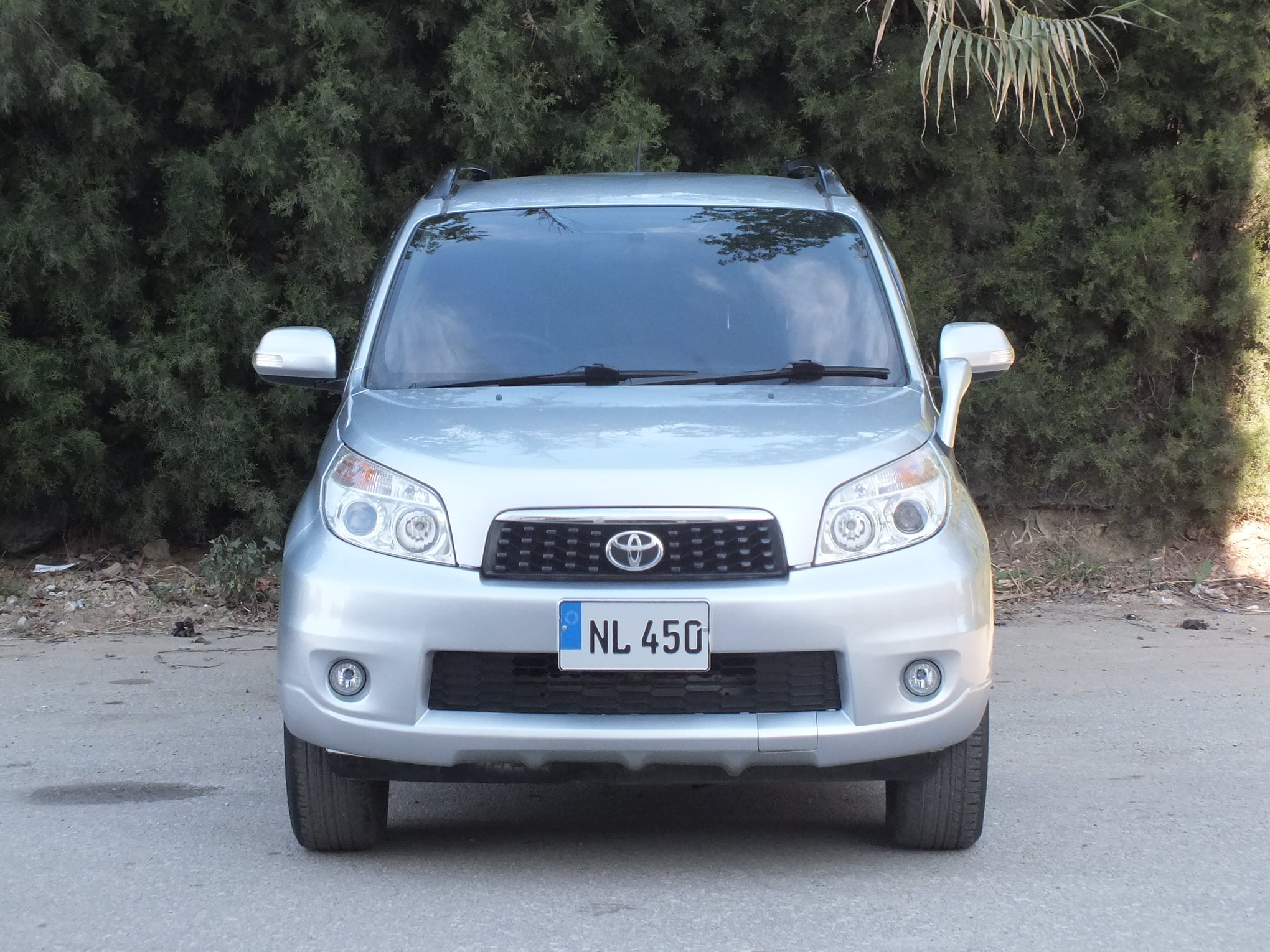 TOYOTA RUSH