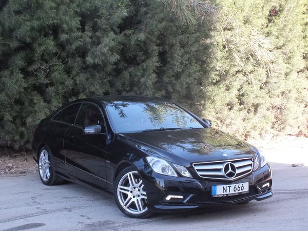MERCEDES E220 CDI COUPE AVANGARDE 