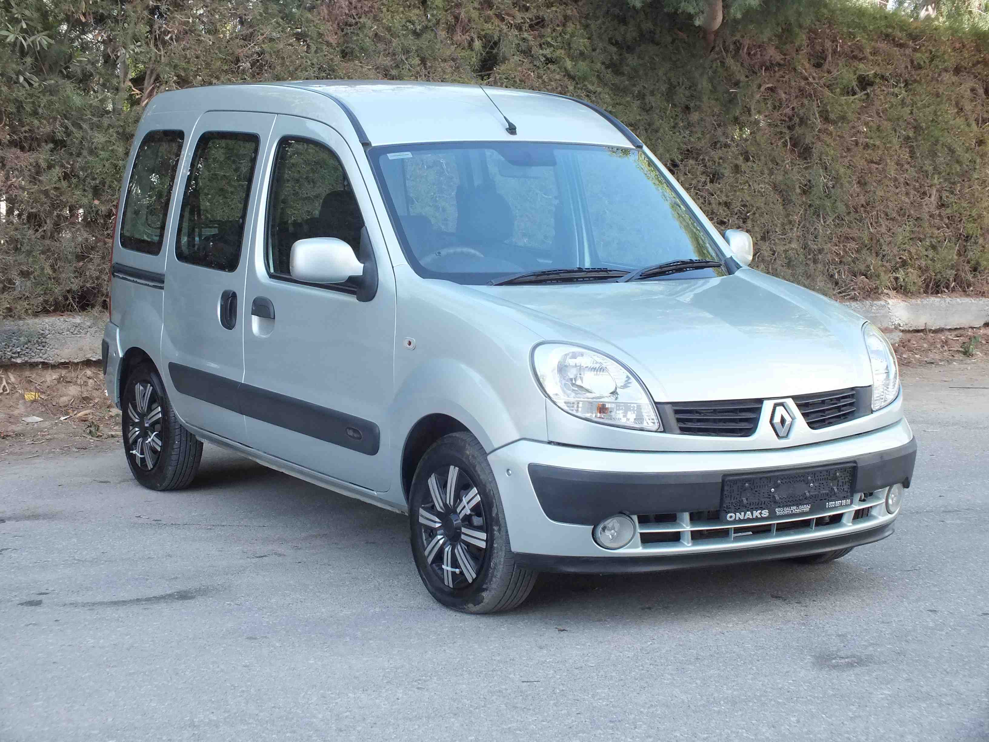 RENAULT Kango
